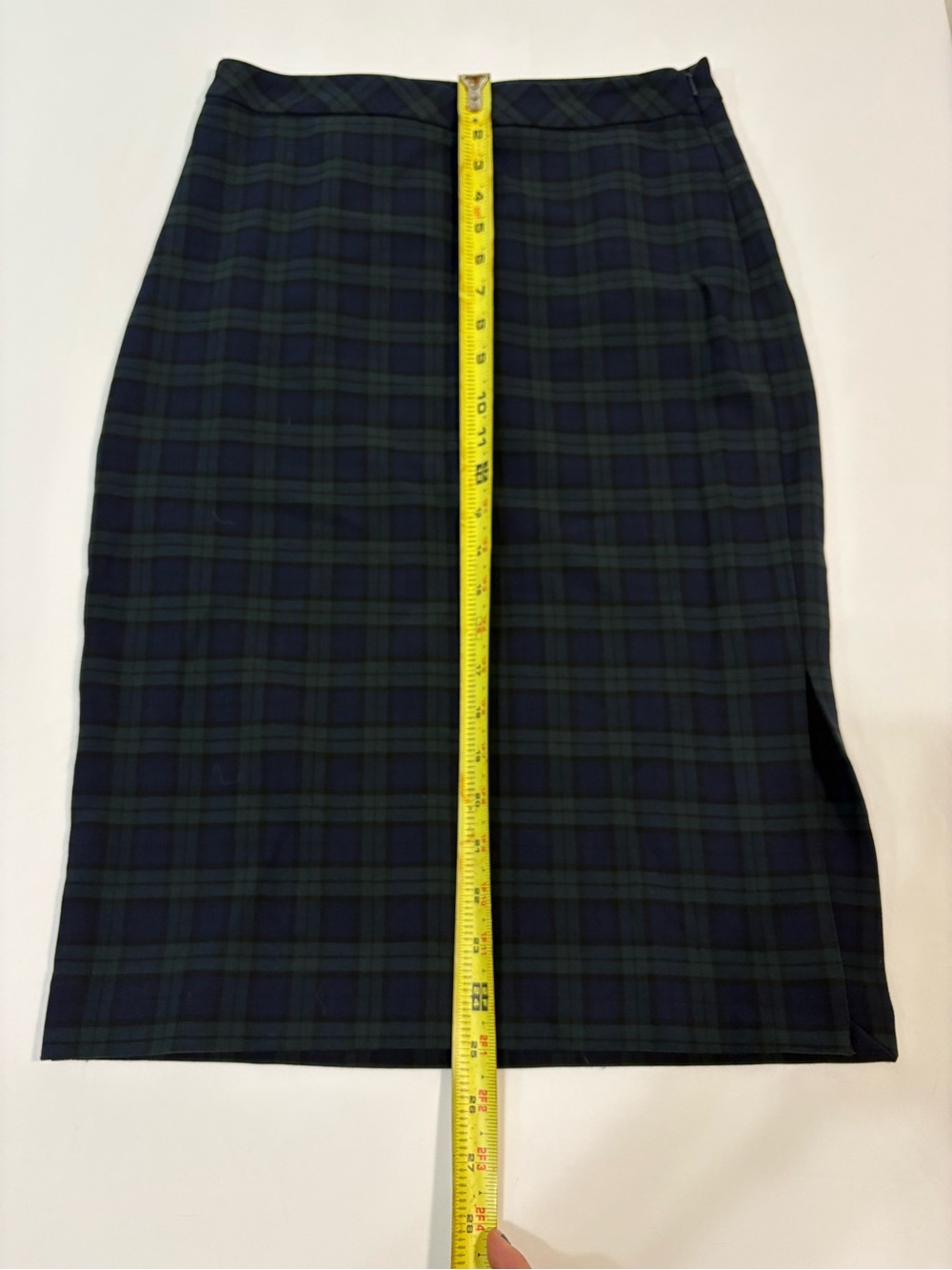 Sz 2 Banana Republic Blue and Green Plaid Pencil Skirt